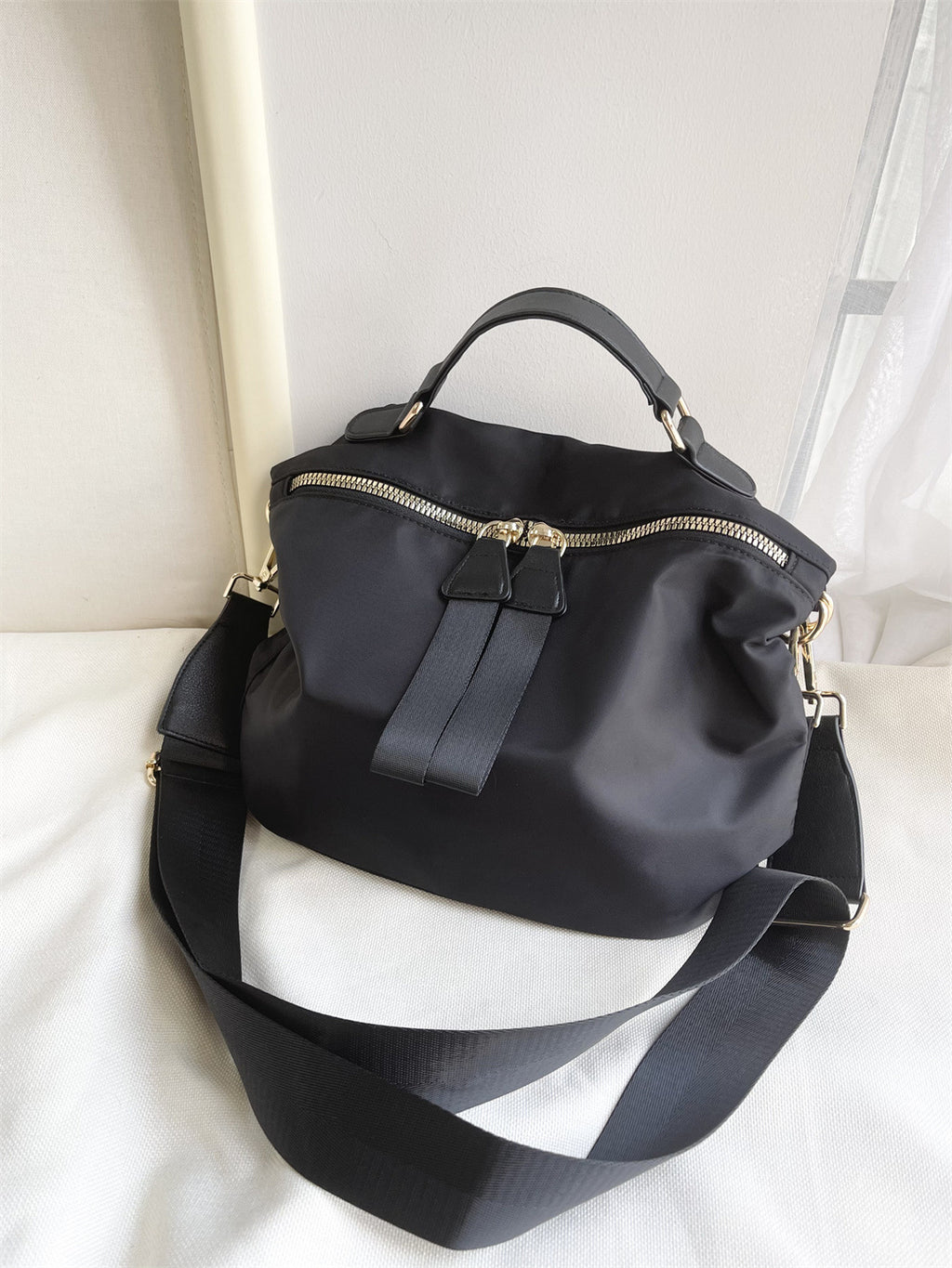 2025 Korean Style Medium-Sized Casual Saddle Bag Versatile Nylon Fabric Multi-Use Handbag Shoulder Crossbody Bag Women's Fashion Versatile