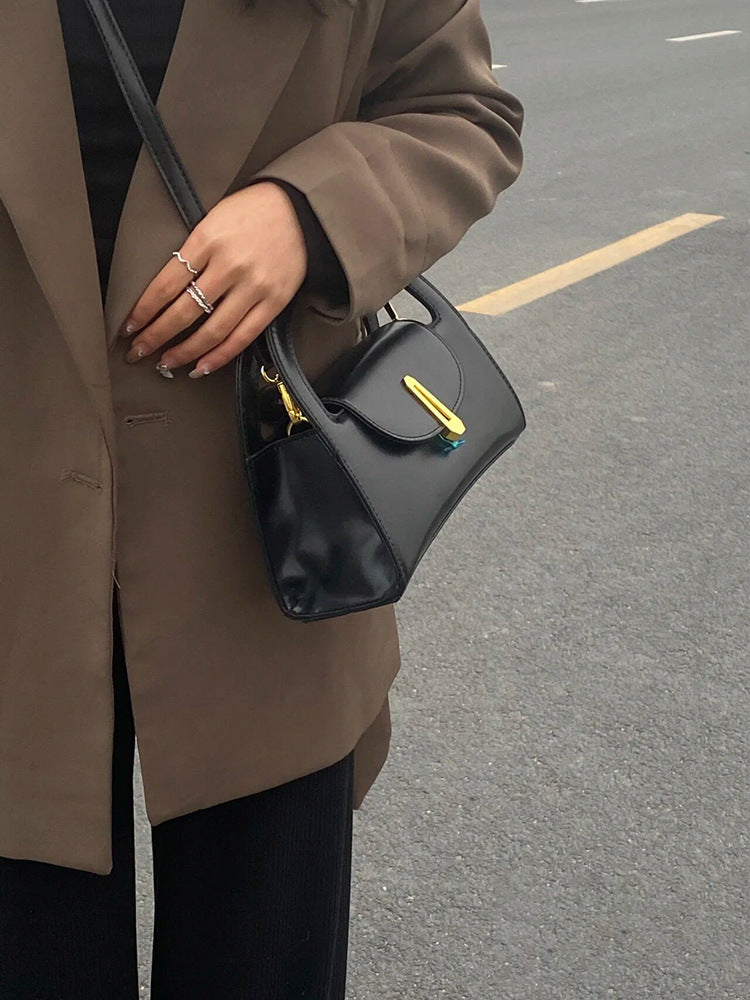 High-end Bag Women's Summer 2022 New Texture Niche Design All-match Summer Crossbody Women's Black Handbag