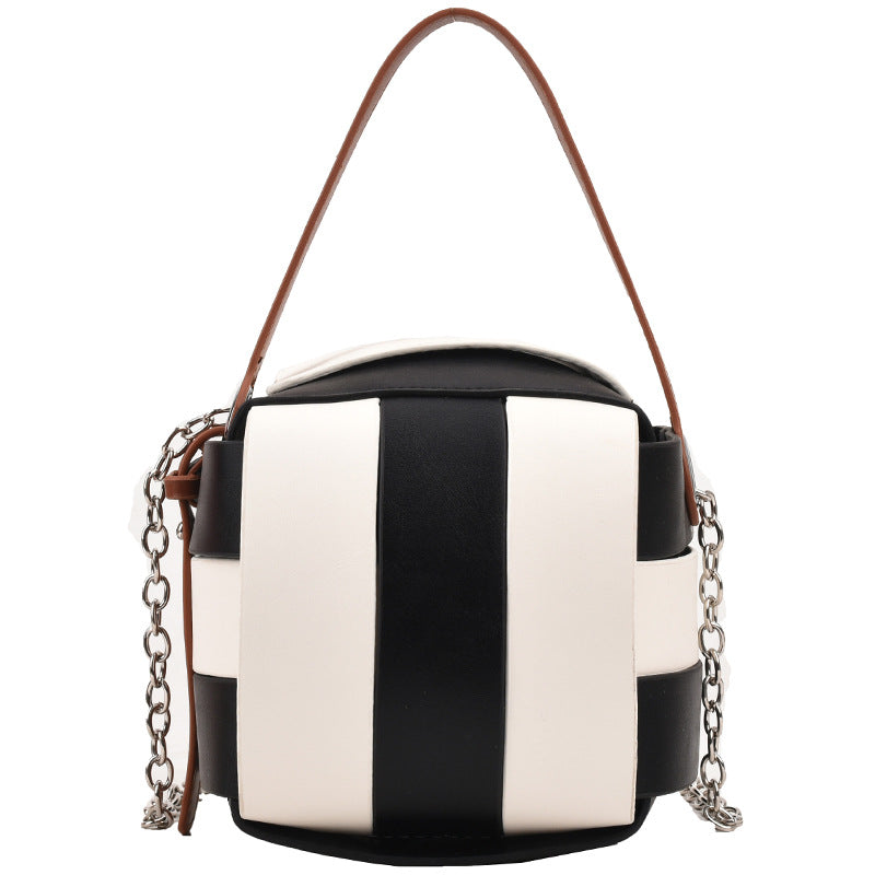 Internet Celebrant Niche Design Small Bag Women's 2022 Summer New Fashionable All-match Chain Crossbody Bag High-end Sense Handbag