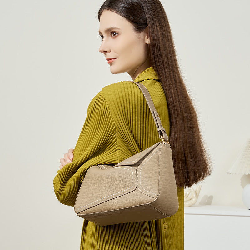 Bag Women's 2024 New Arrival Shoulder Underarm Bag Geometric Bag Women's Genuine Leather Pillow Bag Top Layer Cowhide Crossbody Bag