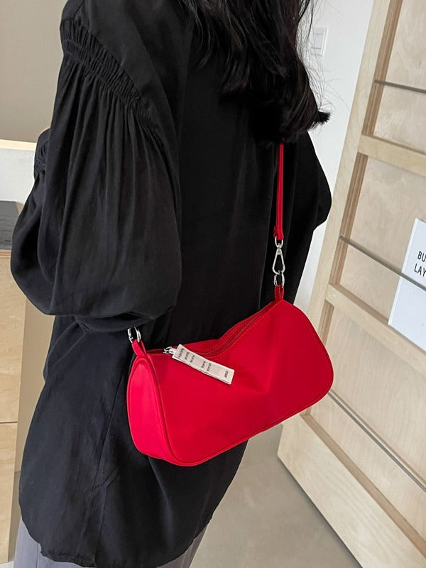 Red Bag For Women 2025 New High-End Single Shoulder Satchel Armpit Bag Niche Design Simple Versatile Commuter Bag