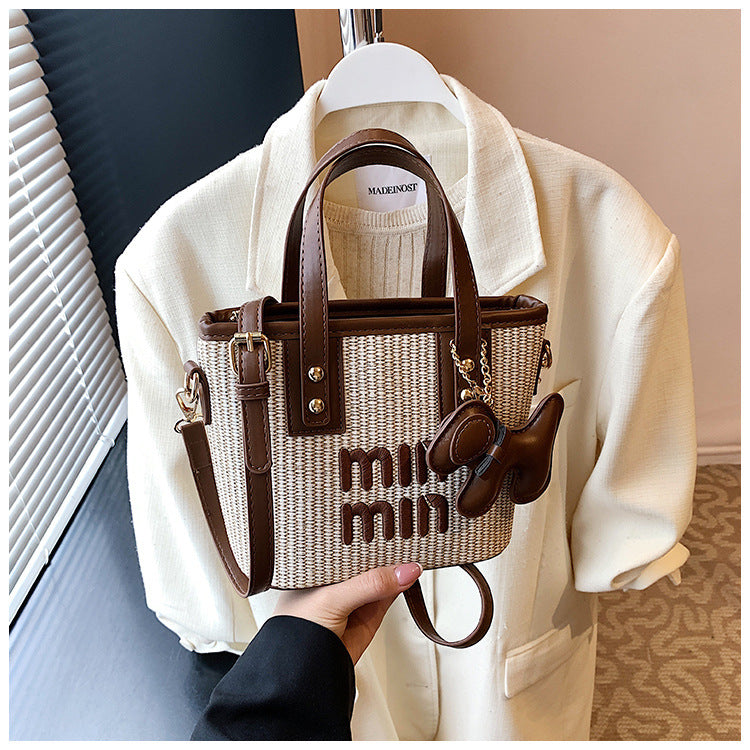High-grade Texture Bag Women's 2025 New Trendy Fashion Niche Design Portable Bucket Bag Commuter Casual Crossbody Bag