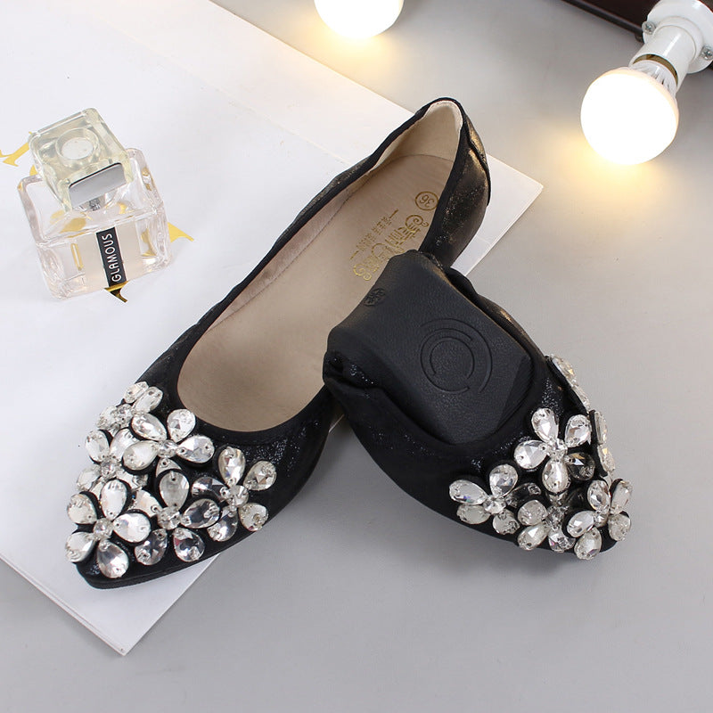 Pointed Shoes Women's 2025 New Autumn Shallow Mouth Rhinestone Flat Ladle Shoes Soft Plus Size Net Red Women's Shoes 41-43