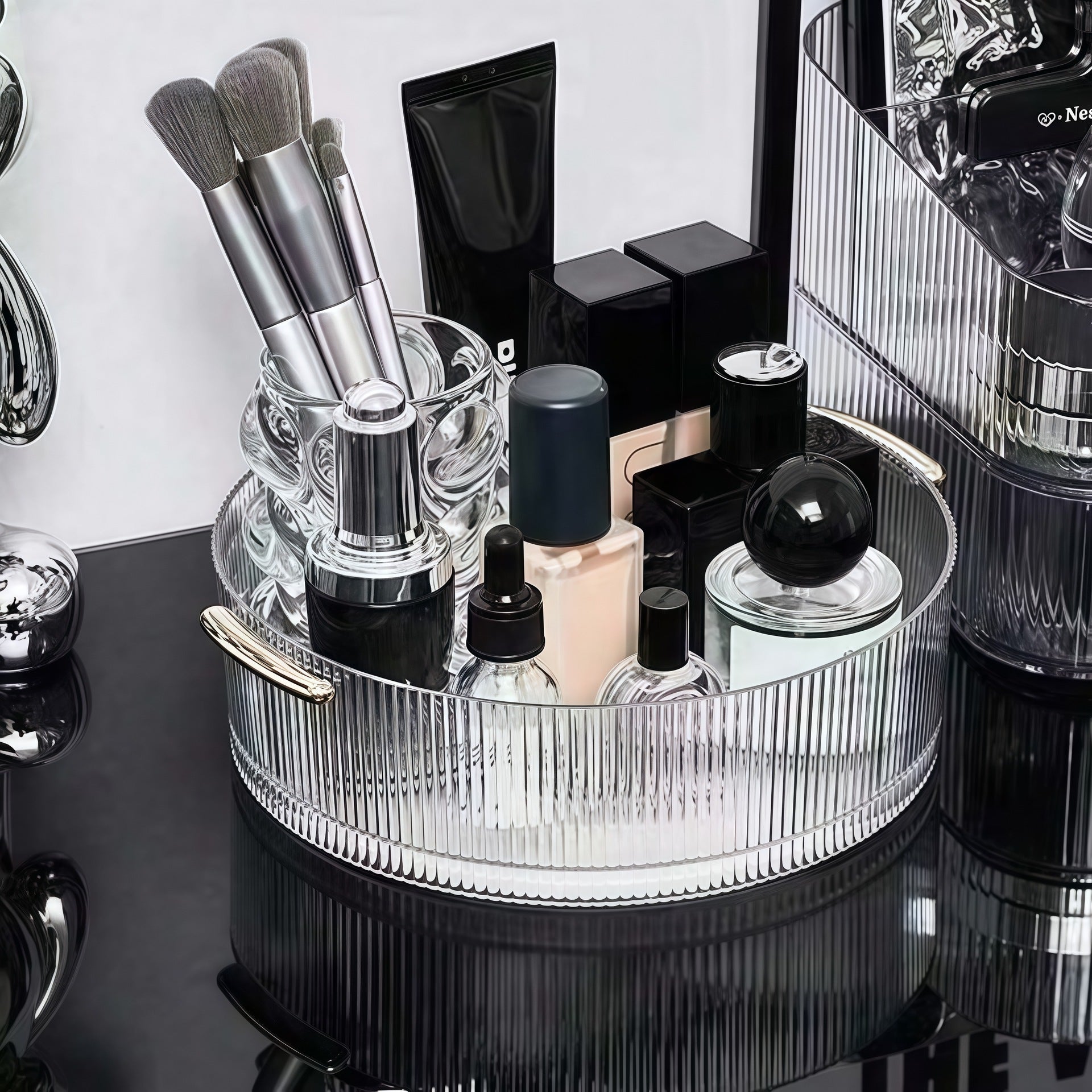 Cross-border Daifa Cosmetics Storage Box Rotating Storage Shelf Kitchen Spice Rack Desktop Turntable Bathroom Storage Box
