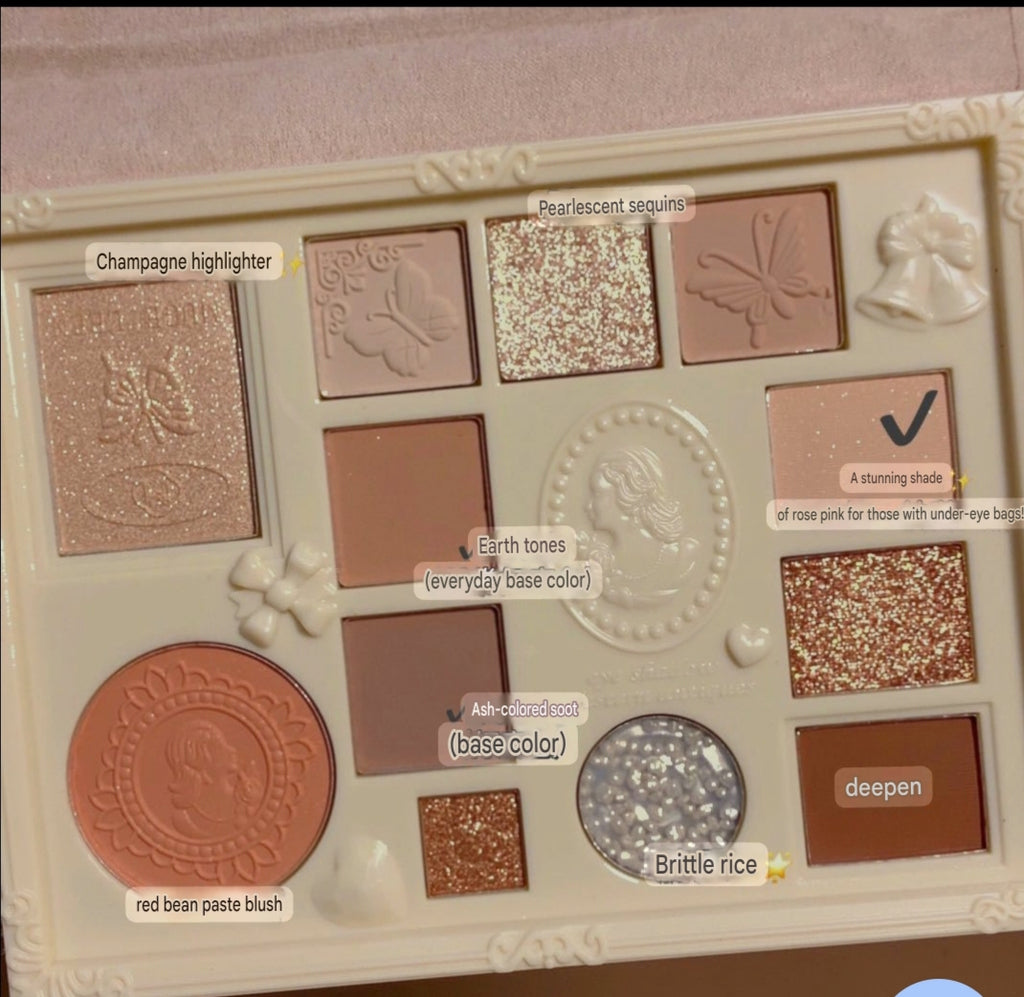 MUGELEEN Dream Goddess Eyeshadow Plate